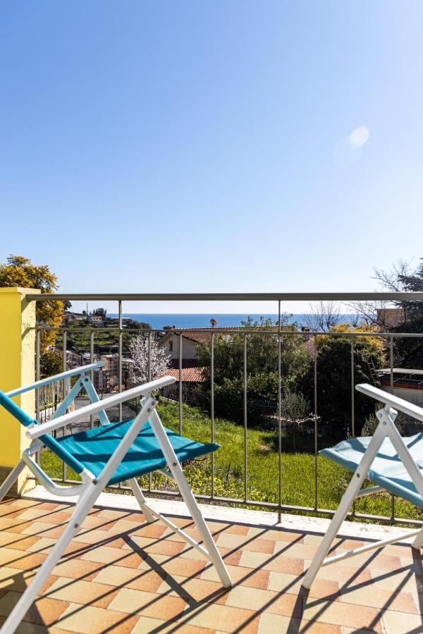 MG Holidays - Casa Camilla San Remo Exterior foto